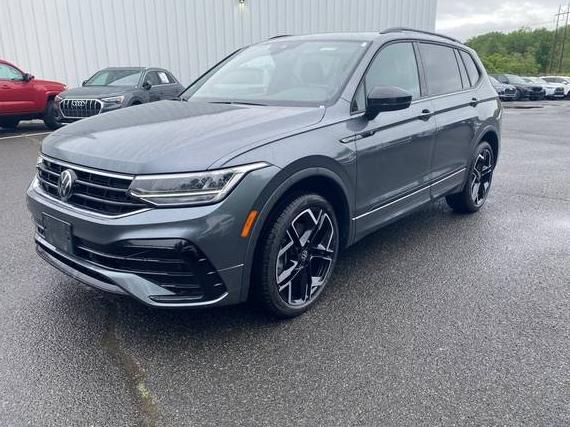 VOLKSWAGEN TIGUAN 4MOTION 2024 3VV8B7AX7RM031677 image